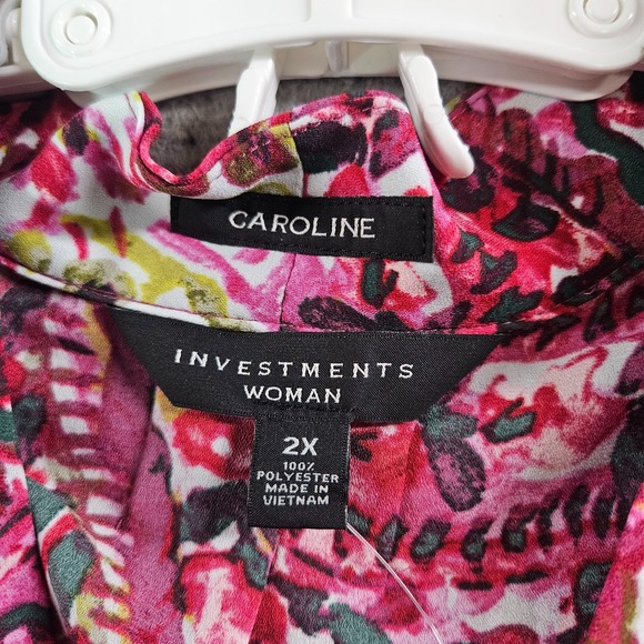 NEW Investments Shirt Top Women 2X Caroline Hidden Button Paisley Red Pink White - Picture 5 of 11